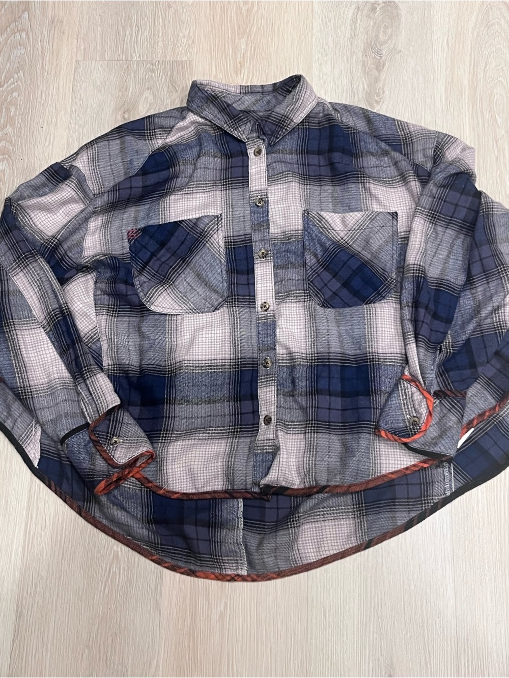 Urban Outfitters BDG Plaid Slouchy Shirt - Picture 2 of 4